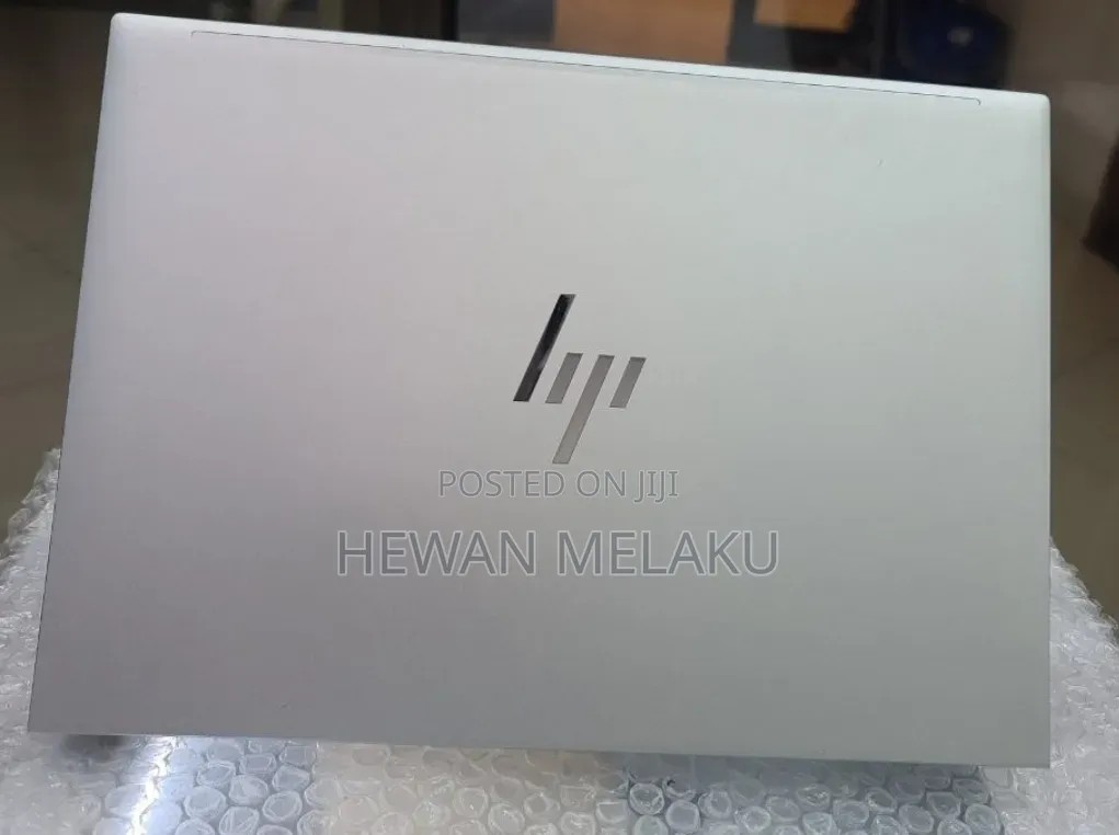 New Laptop HP EliteBook 830 G9 16GB Intel Core i5 SSD 512GB