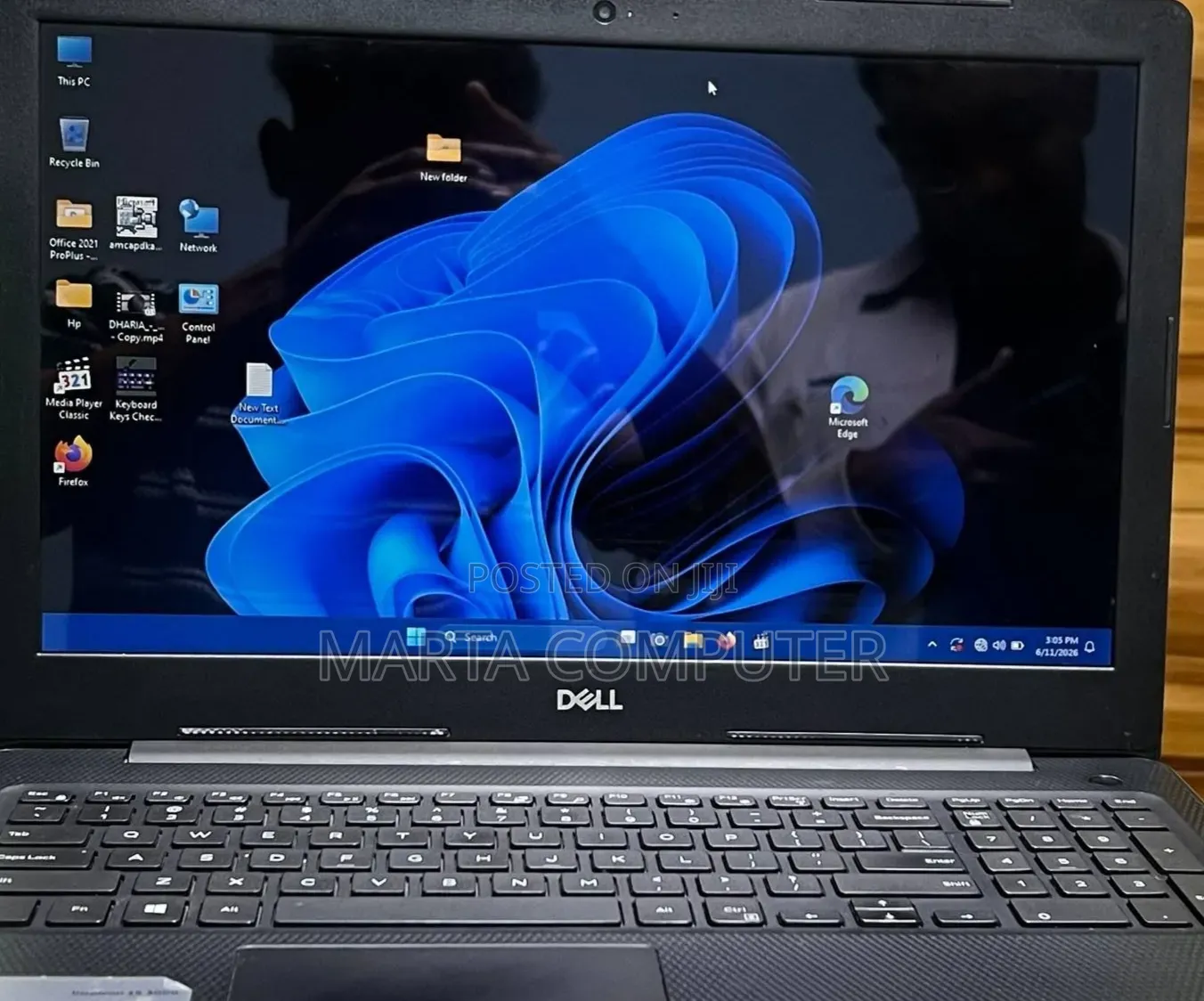 New Laptop Dell Inspiron 15 8GB Intel Core i7 SSD 256GB