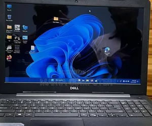 New Laptop Dell Inspiron 15 8GB Intel Core i7 SSD 256GB