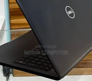 New Laptop Dell Inspiron 15 8GB Intel Core i7 SSD 256GB