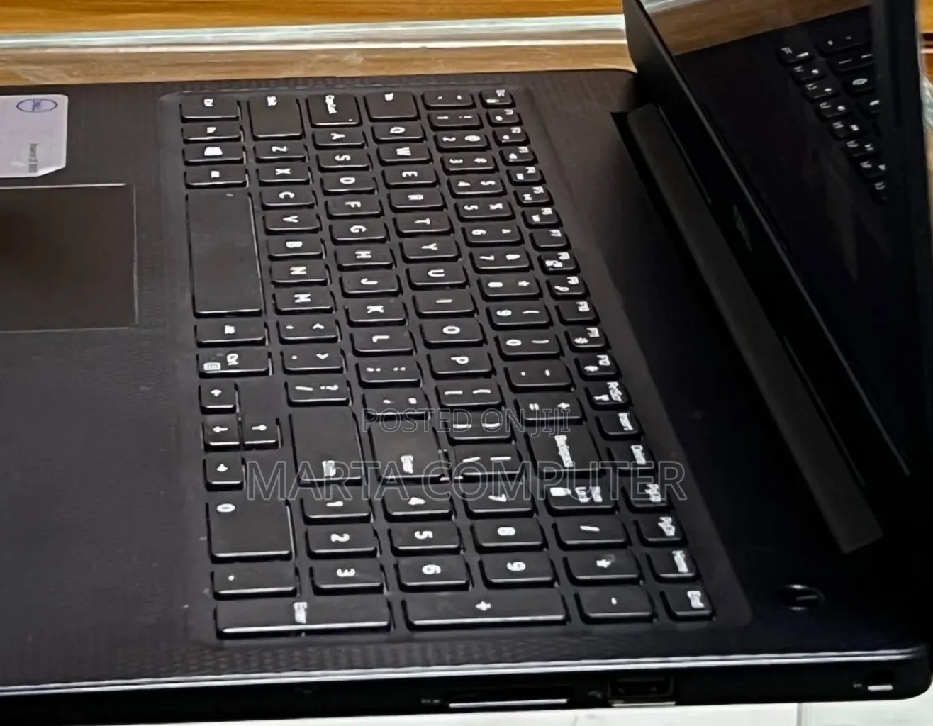 New Laptop Dell Inspiron 15 8GB Intel Core i7 SSD 256GB