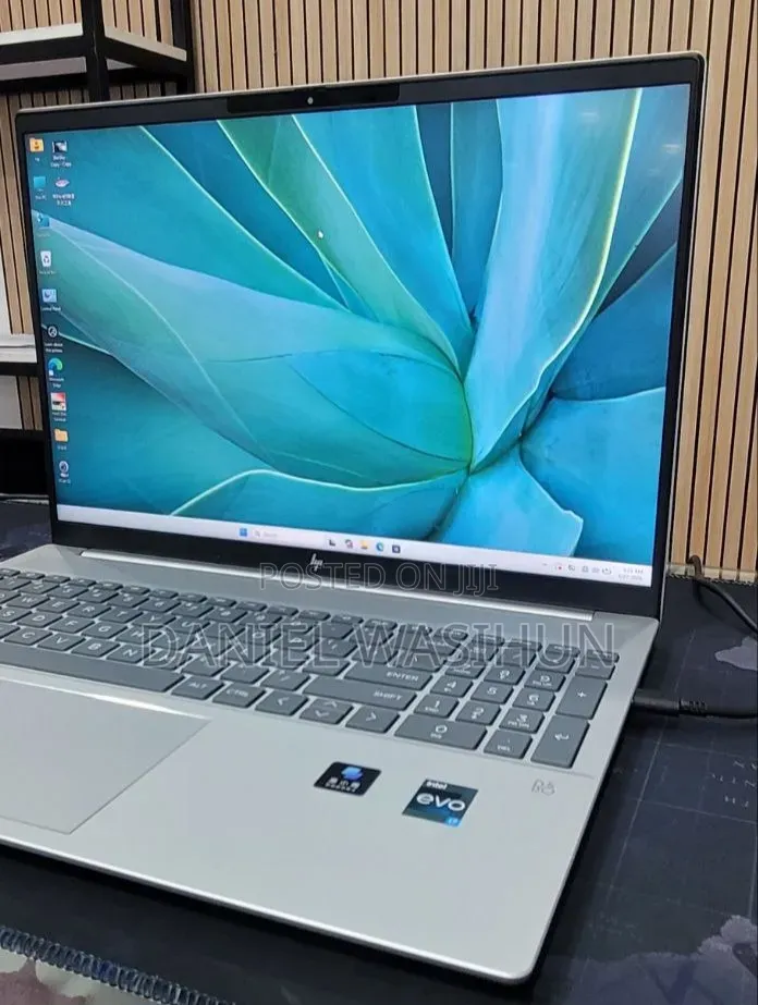 New Laptop HP 16GB Intel Core i7 SSD 1T