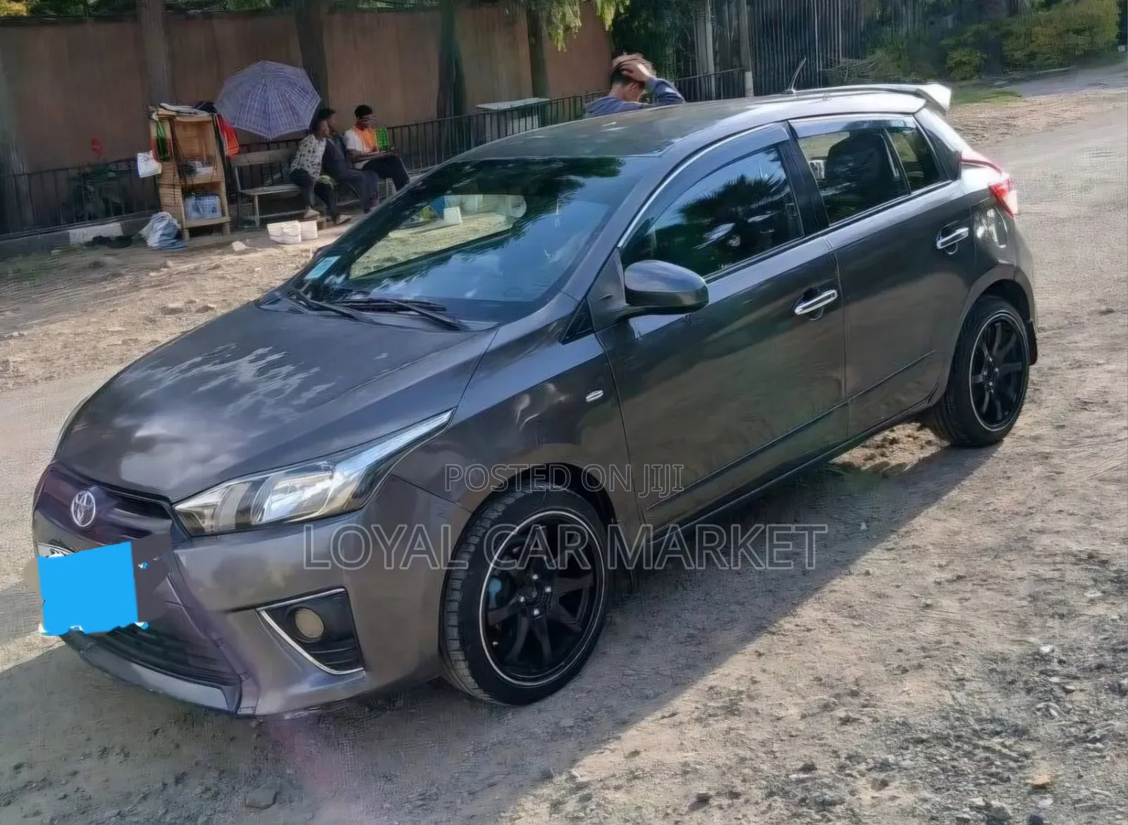 Toyota Yaris 2016 Gray