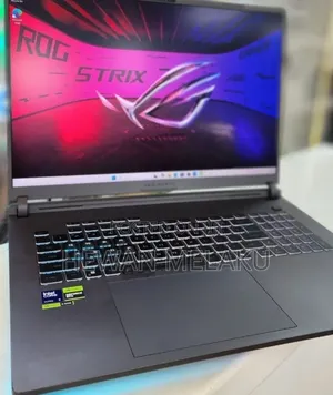New Laptop Asus 32GB Intel Core Ultra 7 SSD 2T