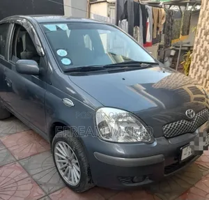 Toyota Yaris 2005