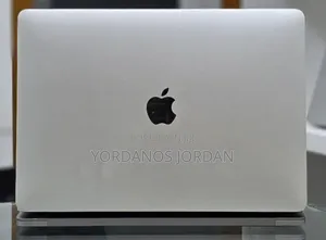 New Laptop Apple MacBook Pro 2019 16GB Intel Core i7 SSD 256GB