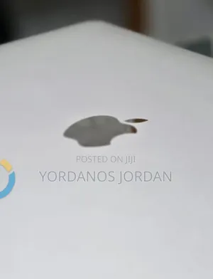 New Laptop Apple MacBook Pro 2019 16GB Intel Core i7 SSD 256GB