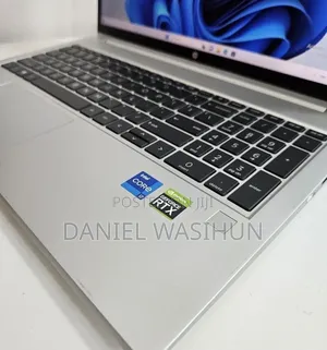 New Laptop HP 16GB Intel Core i7 SSD 1T