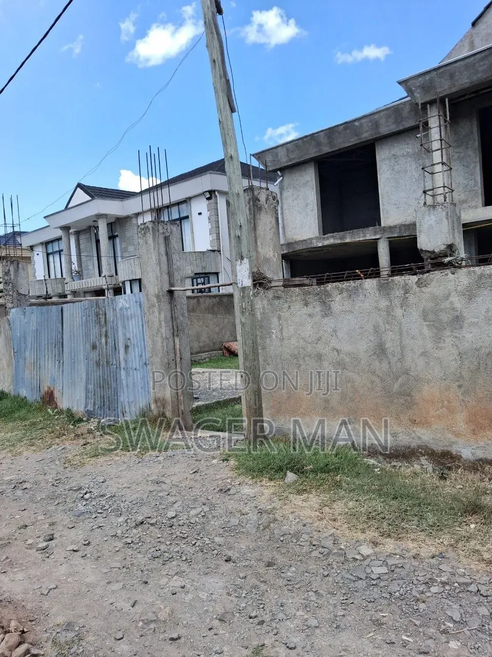 6bdrm Townhouse/Terrace in Legetafo, Yeka for sale