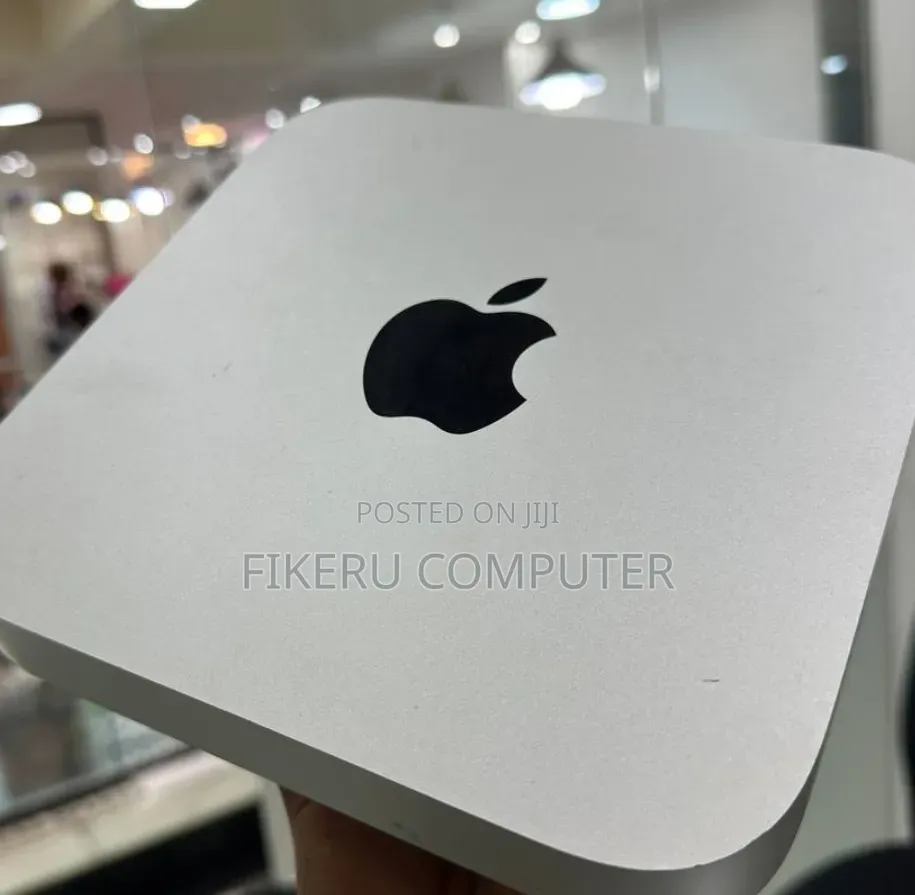 New Laptop Apple MacBook 8GB Apple M1 SSD 512GB