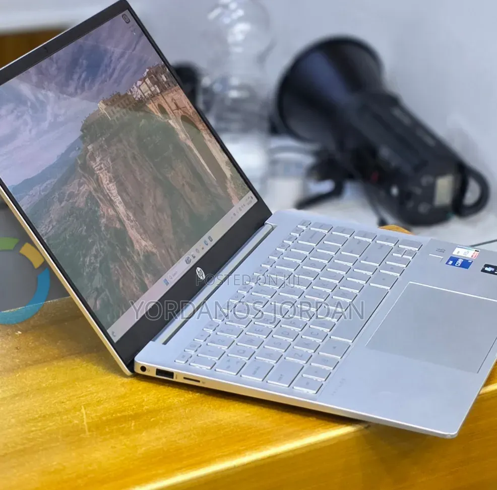 New Laptop HP Pavilion 14 16GB Intel Core i5 SSD 512GB