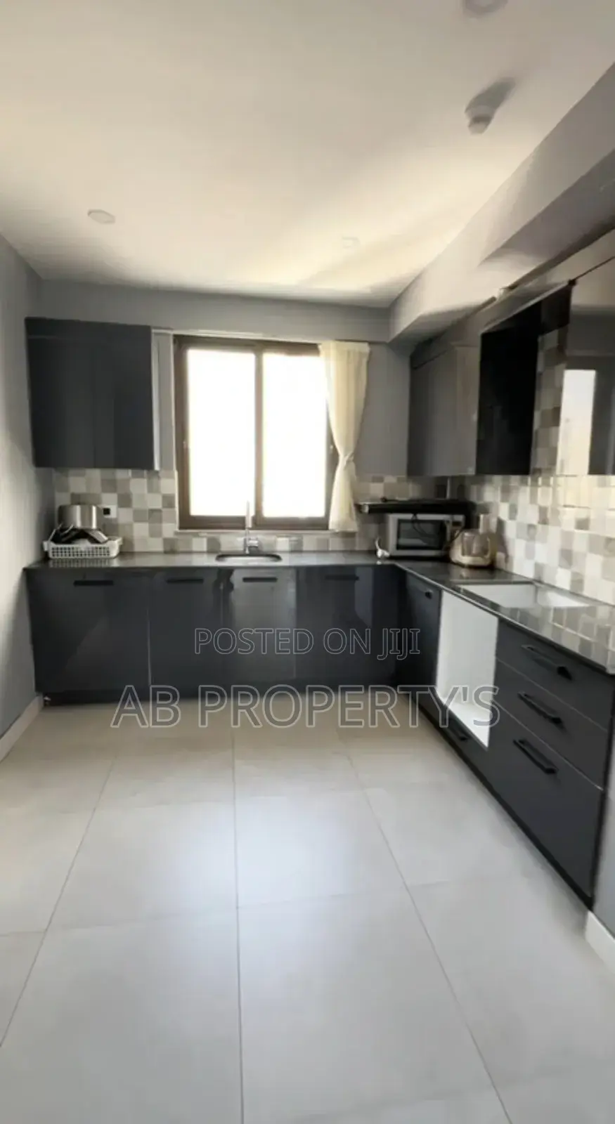 Furnished 3bdrm Apartment in Bole Danbel for sale
