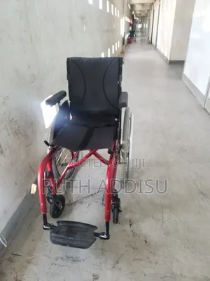 Karman S-Ergo 125 Ergonomic Wheelchair Features a Striking Red Frame