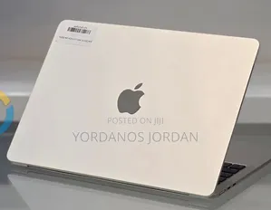 New Laptop Apple MacBook Air 2025 M4 16GB Apple M4 SSD 256GB