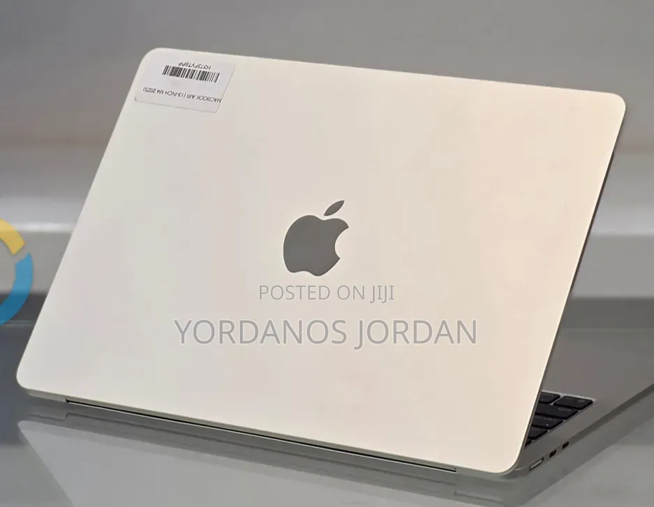 New Laptop Apple MacBook Air 2025 M4 16GB Apple M4 SSD 256GB
