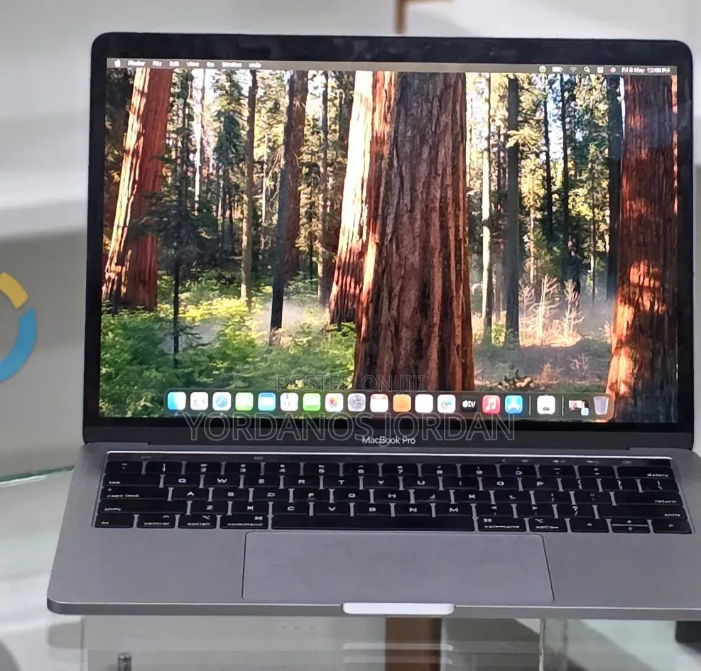 New Laptop Apple MacBook Pro 2019 16GB Intel Core i7 SSD 256GB