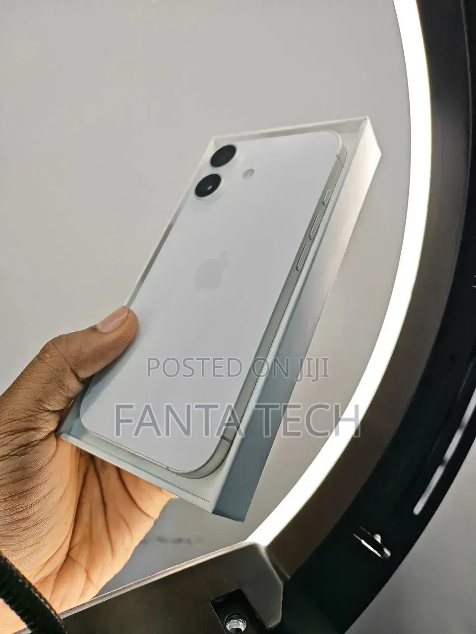 New Apple iPhone 17 256 GB White