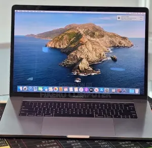 New Laptop Apple MacBook 2018 32GB Intel Core i7 SSD 1T