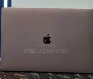 New Laptop Apple MacBook Pro 2019 64GB Intel Core i9 SSD 512GB