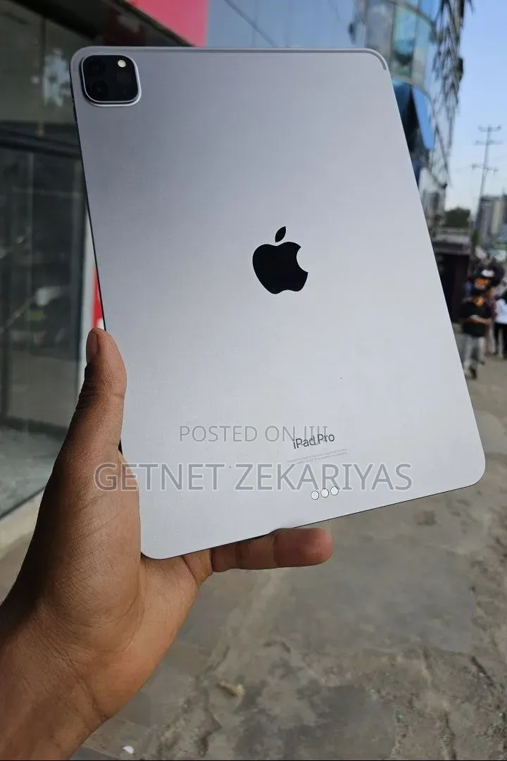 New Apple iPad Pro 128 GB