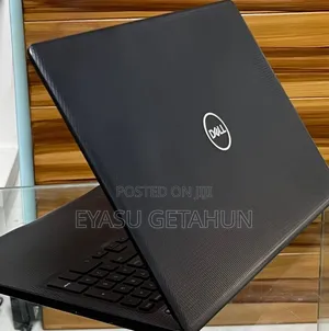New Laptop Dell Inspiron 15 8GB Intel Core i7 SSD 256GB