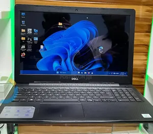 New Laptop Dell Inspiron 15 8GB Intel Core i7 SSD 256GB