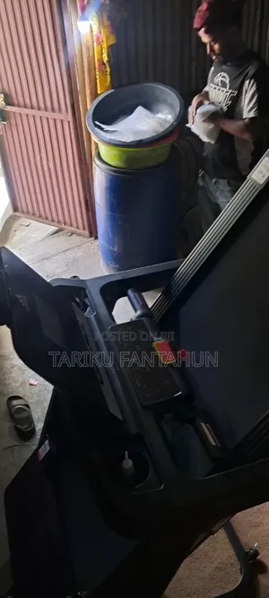 Adidas T19 Treadmill