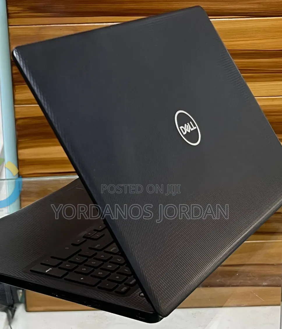New Laptop Dell Inspiron 15 8GB Intel Core i7 SSD 256GB