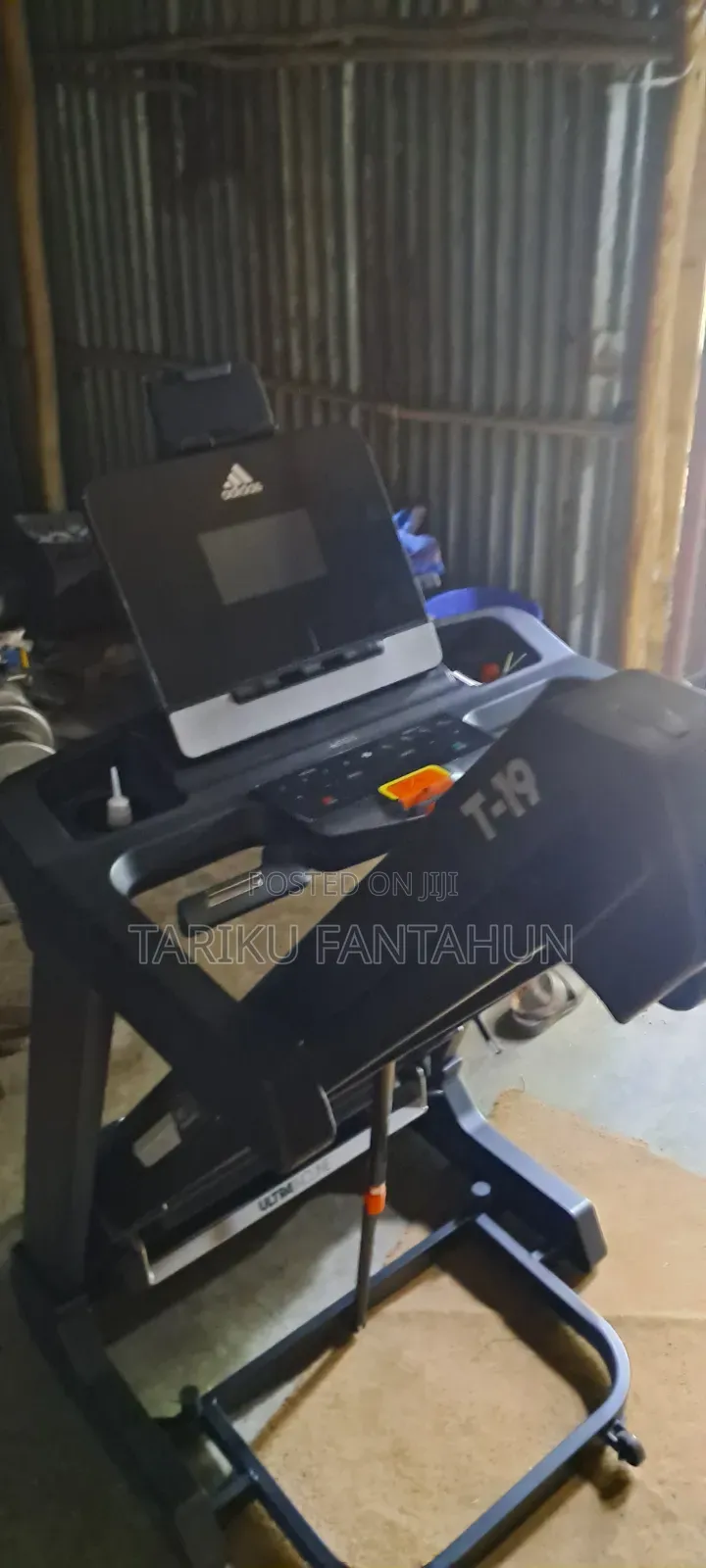Adidas T19 Treadmill