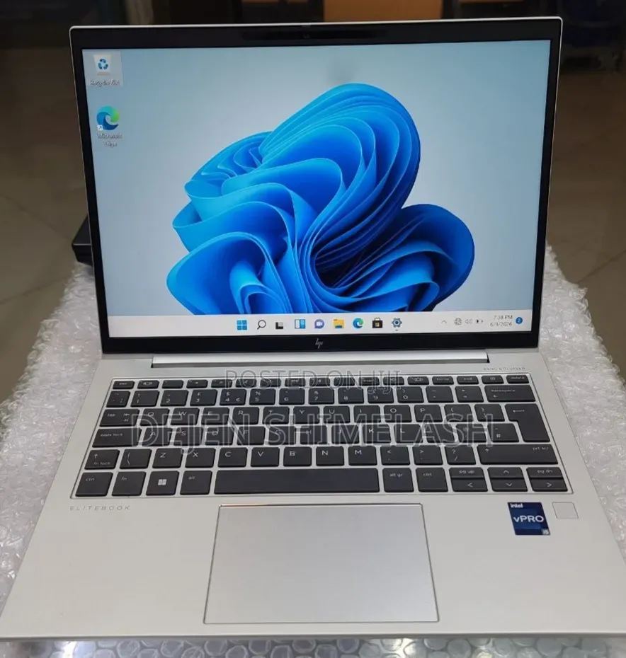 New Laptop HP EliteBook 830 G9 16GB Intel Core i5 SSD 512GB