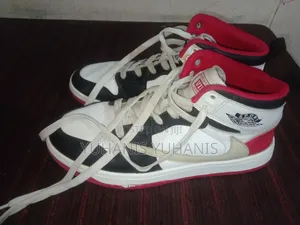 Jordan 1/J1/ጫማ/Shoes