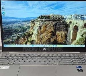 New Laptop HP Stream Notebook 16GB Intel Core i7 SSD 1T