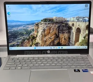 New Laptop HP Stream Notebook 16GB Intel Core i7 SSD 512GB