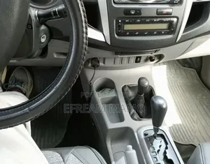 Toyota Hilux 2011