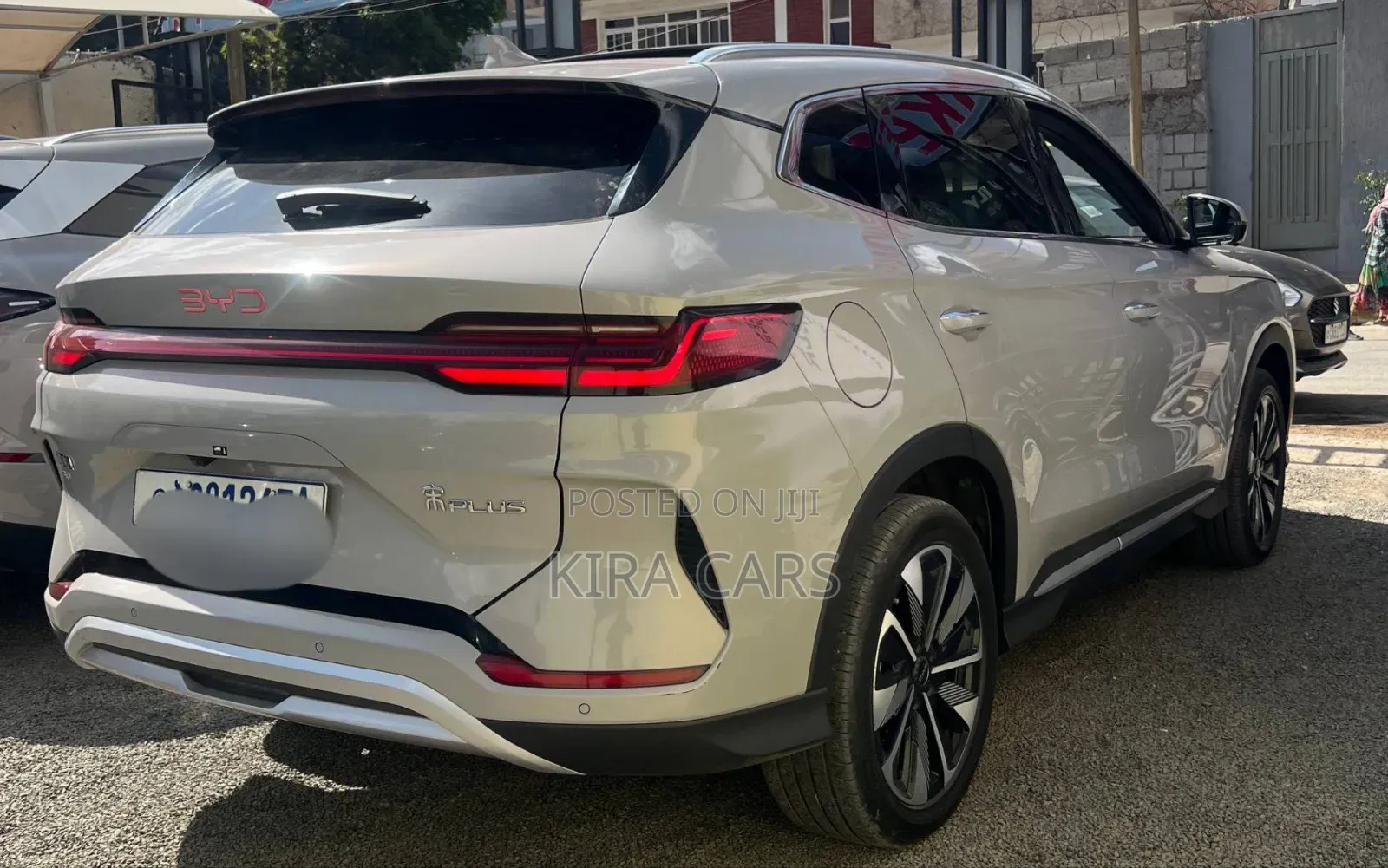 BYD Song Plus 2024 Gold