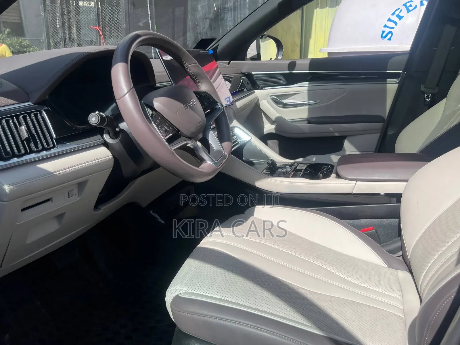 BYD Song Plus 2024 Gold