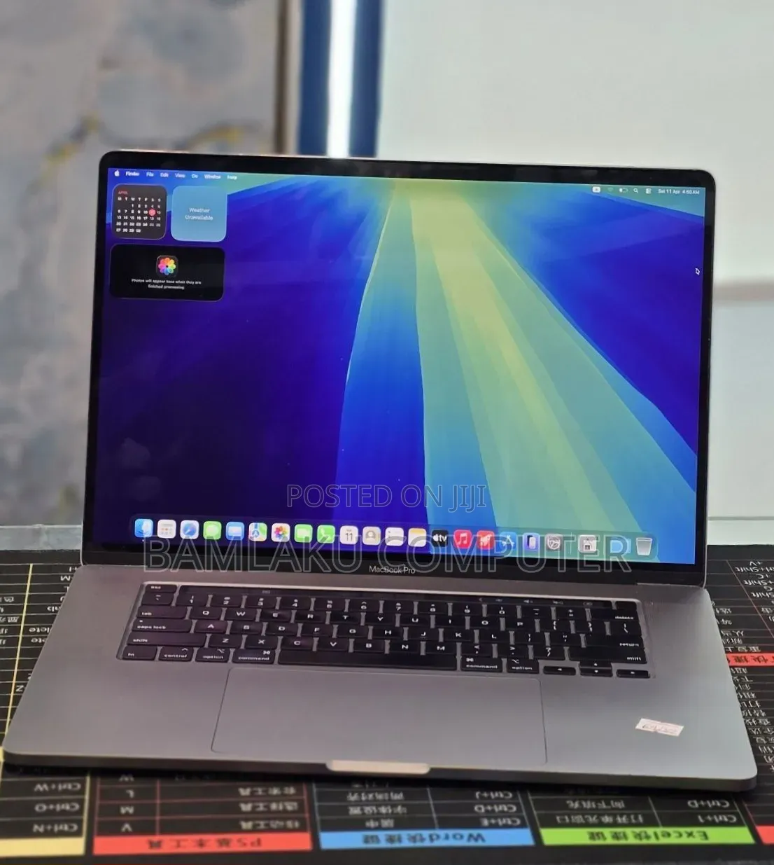 New Laptop Apple MacBook Pro 2019 64GB Intel Core i9 SSD 512GB