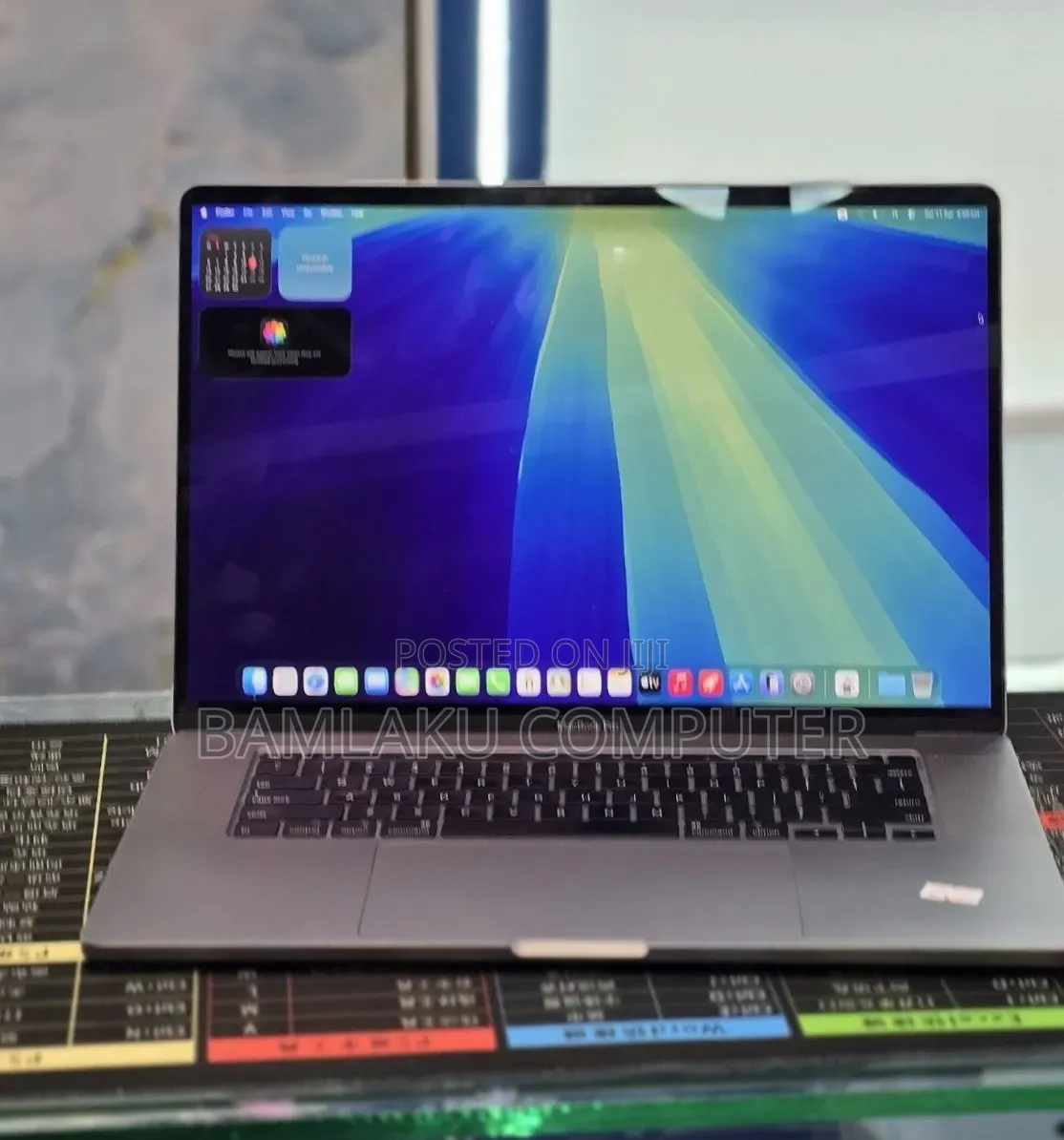 New Laptop Apple MacBook Pro 2019 64GB Intel Core i9 SSD 512GB