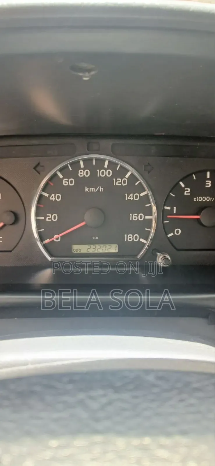 Toyota HiAce 2010 Silver