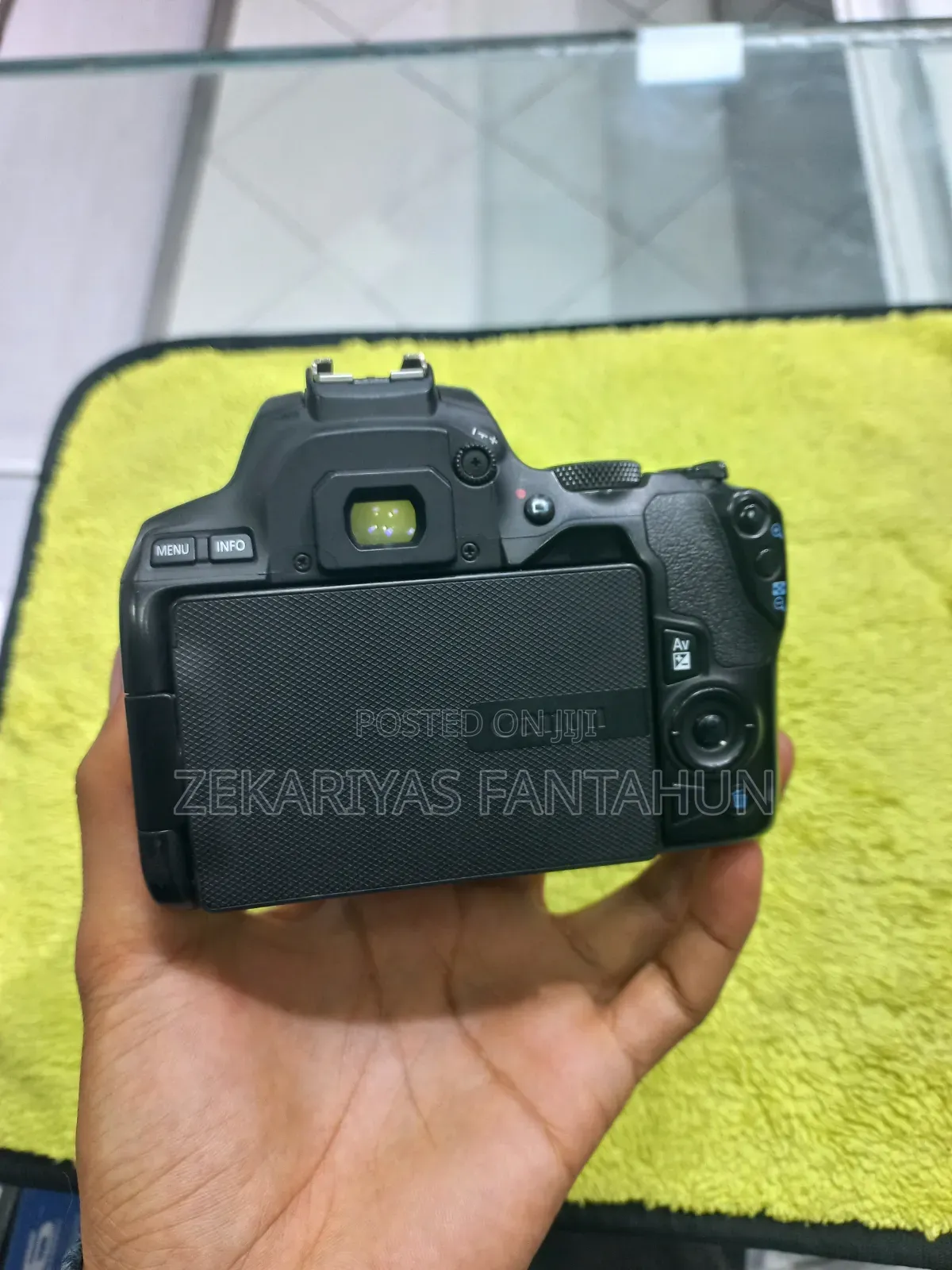 Canon 250d Slightly