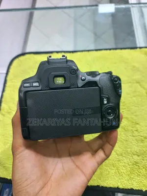 Canon 250d Slightly