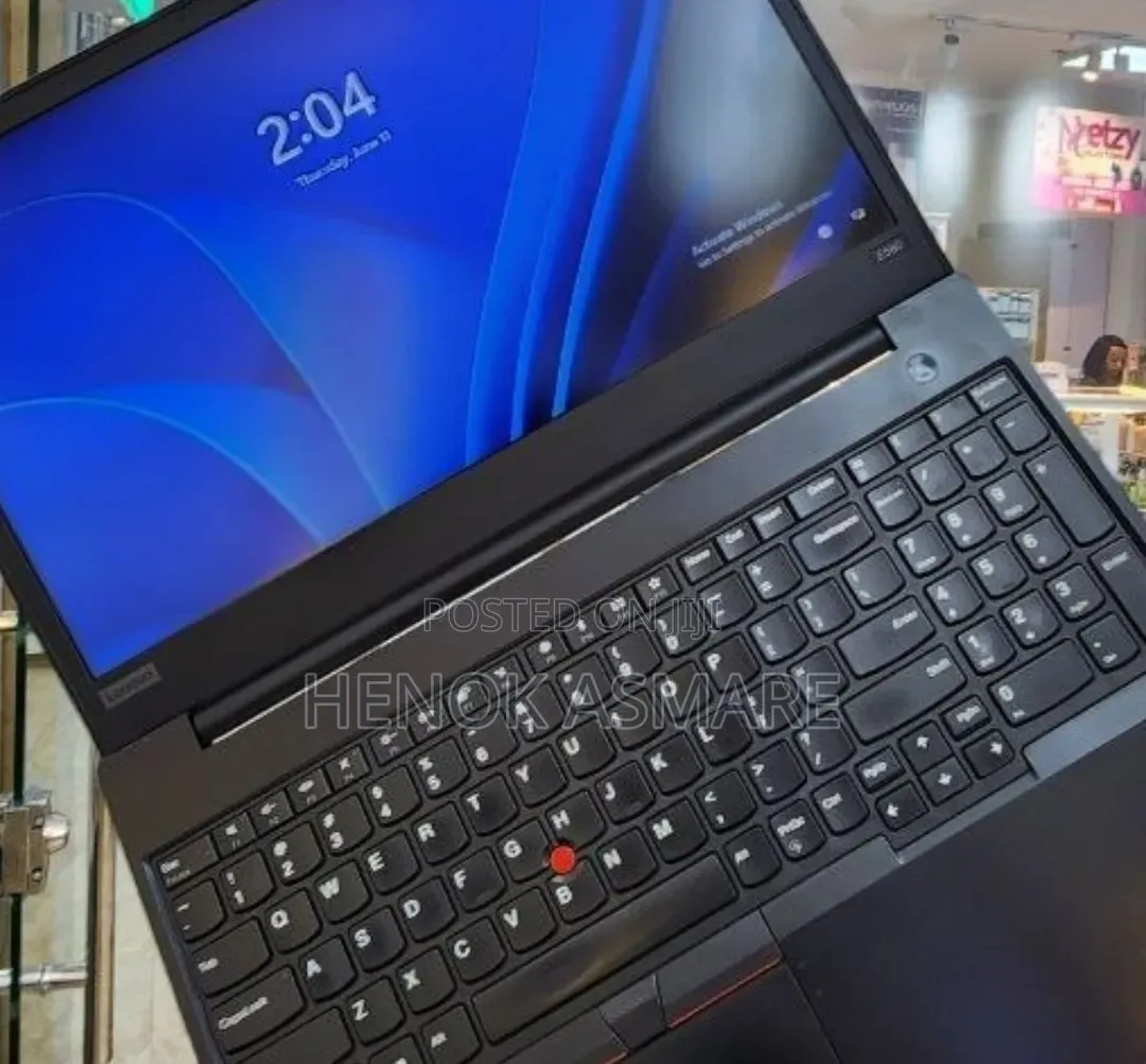 New Laptop Lenovo ThinkPad 10 8GB Intel Core i5 HDD 1T