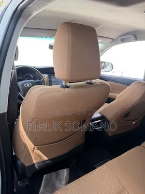 Toyota Highlander 2023 Off white