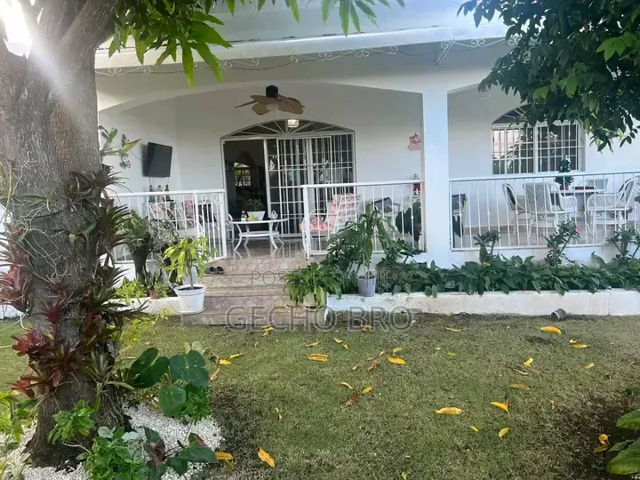 4bdrm House in Bole for sale