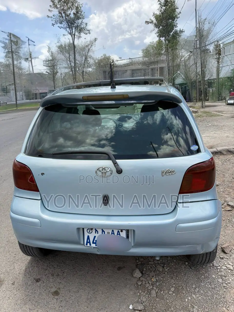 Toyota Vitz 2004 Blue
