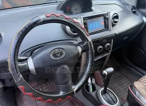 Toyota Corolla 2022 Silver