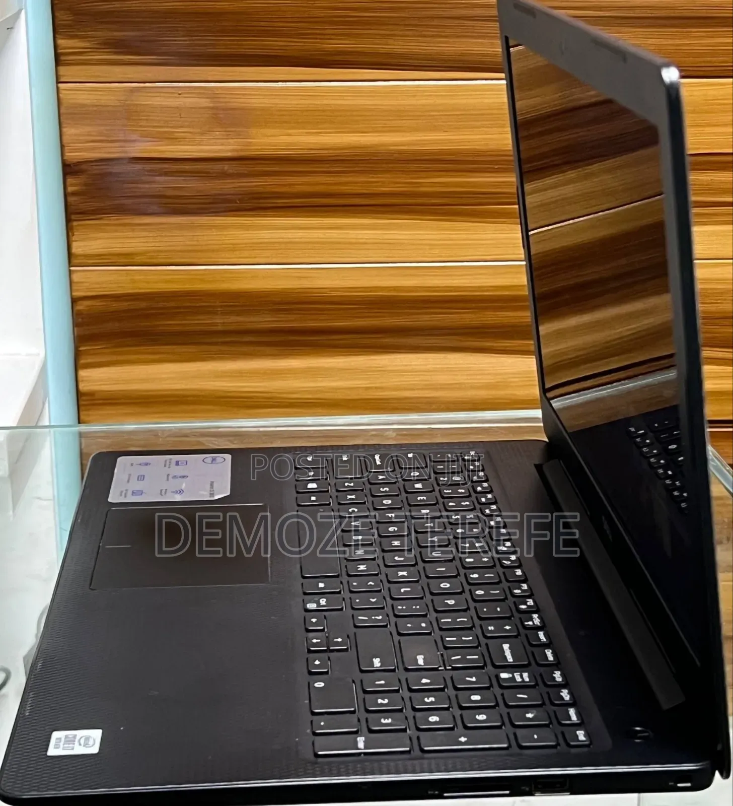 New Laptop Dell Inspiron 15 8GB Intel Core i7 SSD 256GB