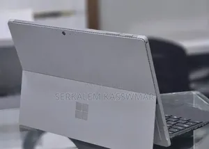 New Laptop Microsoft Surface Pro 3 8GB Intel Core i7 SSD 256GB