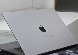 New Laptop Apple MacBook Pro 2021 M1 Max 64GB Apple M1 SSD 1T