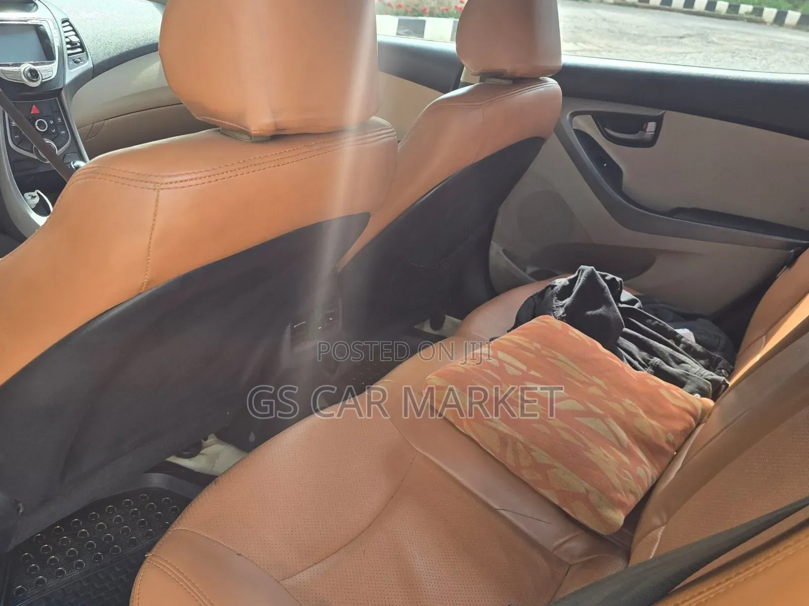 Hyundai Elantra 2014 Brown
